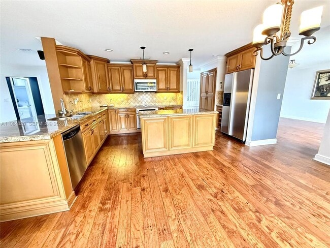 Photo - 19909 SW 7th Pl