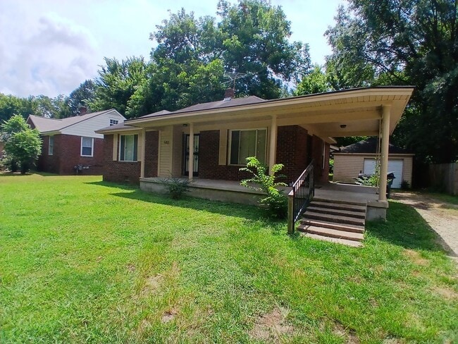 Photo - Spacious 3 Bedroom 2 Bath - $99 Move In Special