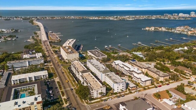 Photo - 100 Bluff View Dr Unidad 209B