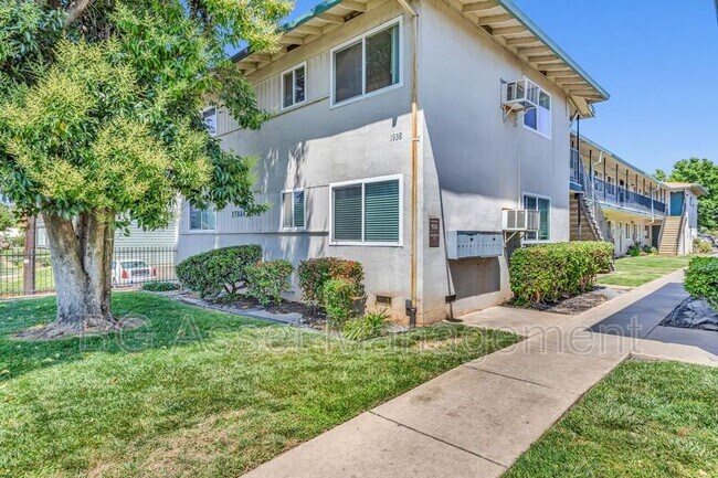 Photo - 1938 Ethan Way Unit 7