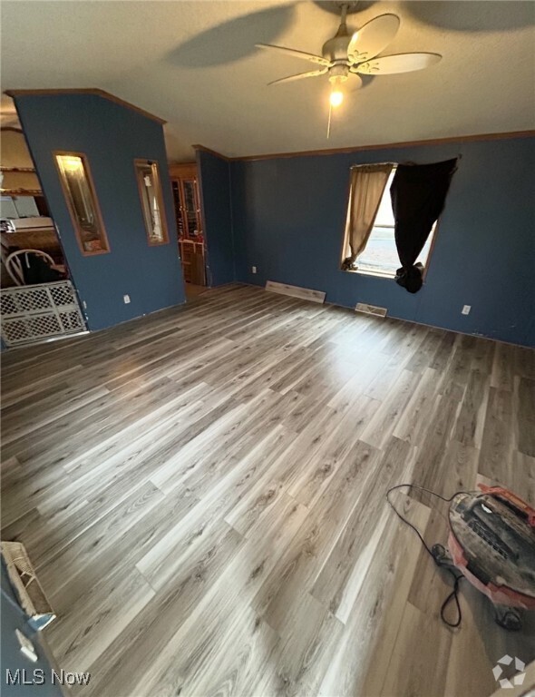 Building Photo - 214 6th Ave NW Rental