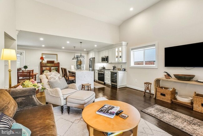 Photo - 8706 Sundale Dr