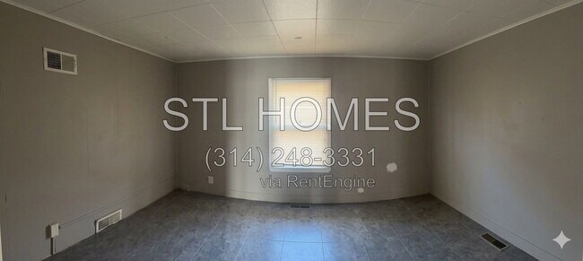 5461 Hamilton Ave