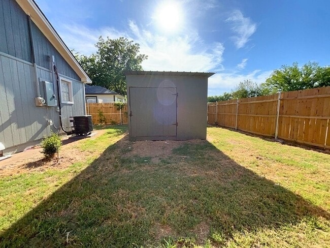 Photo - 2308 NW 20th St