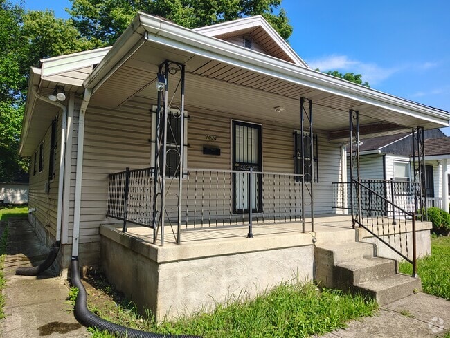 Building Photo - 1034 Leland Ave Rental
