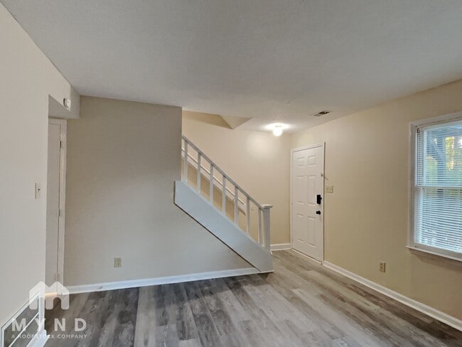 Photo - 1501 Gorman St Unidad E