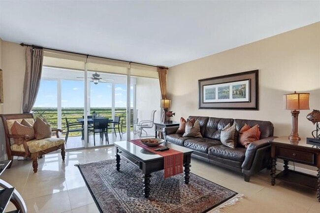 Photo - 605 Oaks Dr Unit 1008