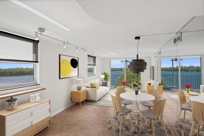 Photo - 689 NE 6th Ct