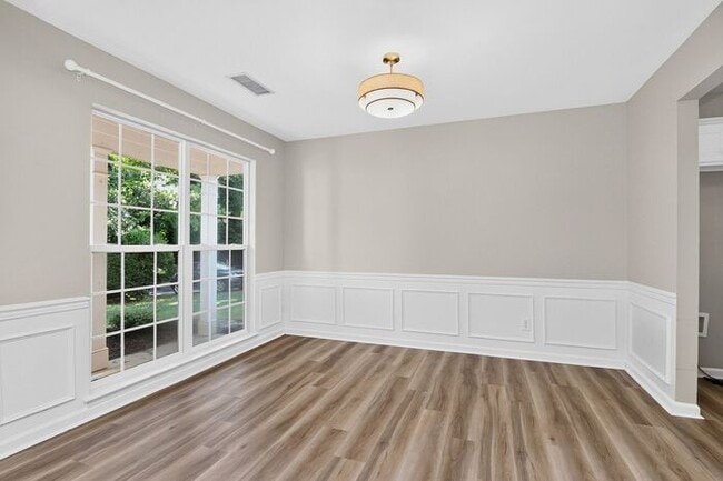 Photo - Beautiful 3BD/2.5BA Home in the Edinburgh Community of Ballantyne!
