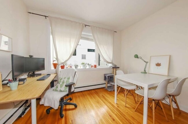 Photo - 118 Scott St