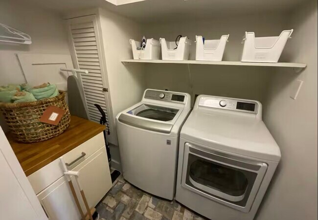 Photo - 2328 Avenue M