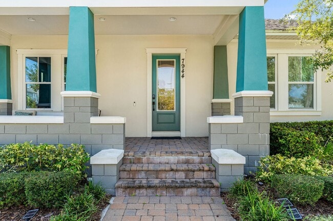 Photo - Gorgeous 3 Bedroom Home + Office Available Now with Modern Fixtures and Optional Furnishings in D...