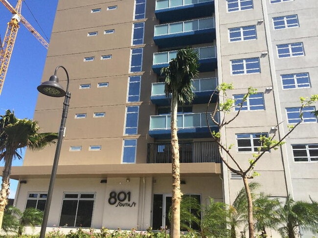 Building Photo - To register for the showing time below, no... Rental