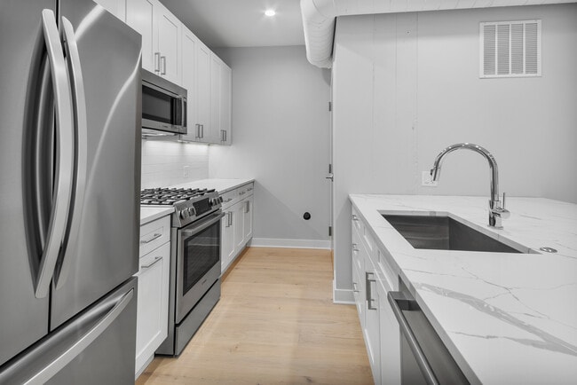 Photo - 4622 N Ashland Ave Unidad 302