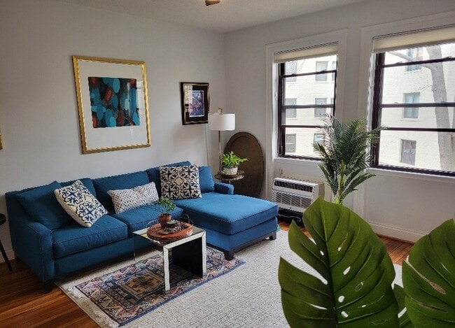 Building Photo - 3100 Connecticut Ave NW Unit 308