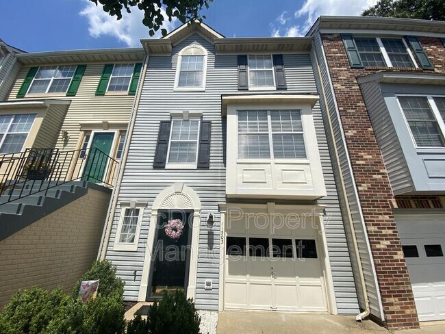 Photo - 11303 Kings Crest Ct Townhome