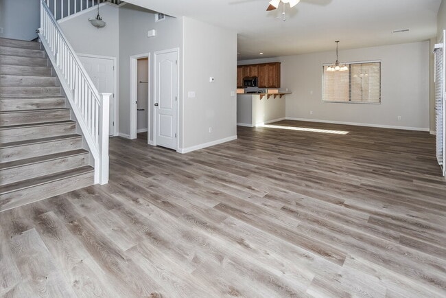 Photo - 613 Ryan Peak Ln