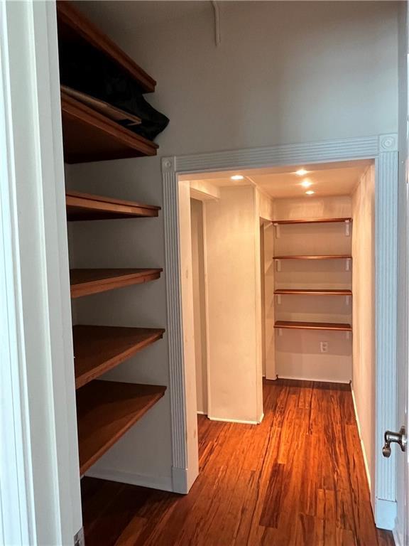 Photo - 1265 Wondering Way