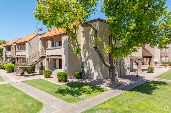 Scottsdale Place Apartments