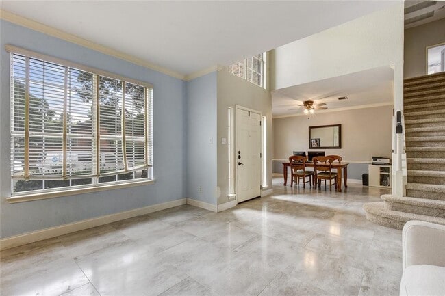 Photo - 1909 Springwater Dr