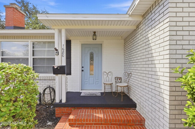 1680 Pershing Rd