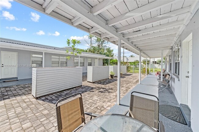 Photo - 1125 NE 5th Ave Unit 1