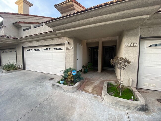 Photo - Two Bedroom Luxury Lakewood Condo For Rent!