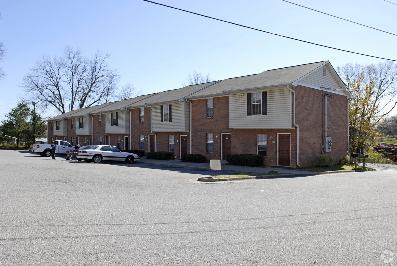 Photo - The Gazebos Apartments