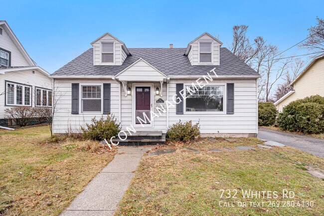 Photo - 732 Whites Rd