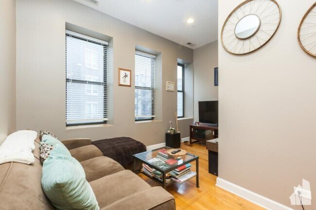 Photo - 1 bedroom in Chicago IL 60642 Unit 1R