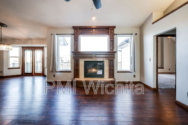 Photo - 112 S Springwood Dr