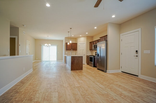 Photo - 8710 S 78th St