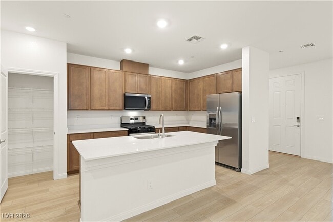 Building Photo - 2764 V. Napoli