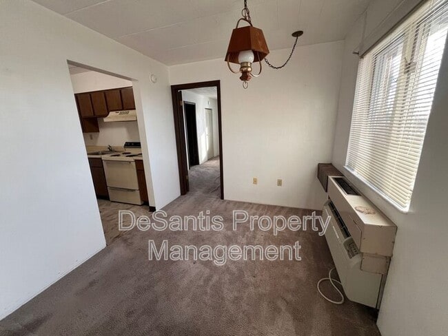 Photo - 505 Lunar Ln