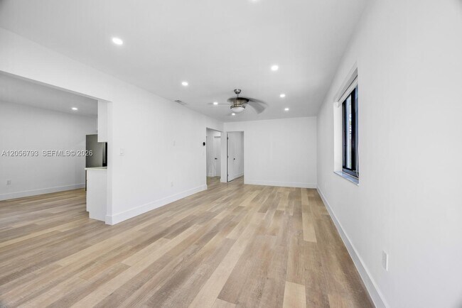 Photo - 3050 SW 26th St Unit 3050