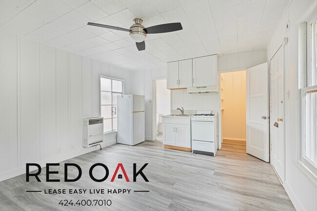 Photo - 1111 N Doheny Dr Unit G