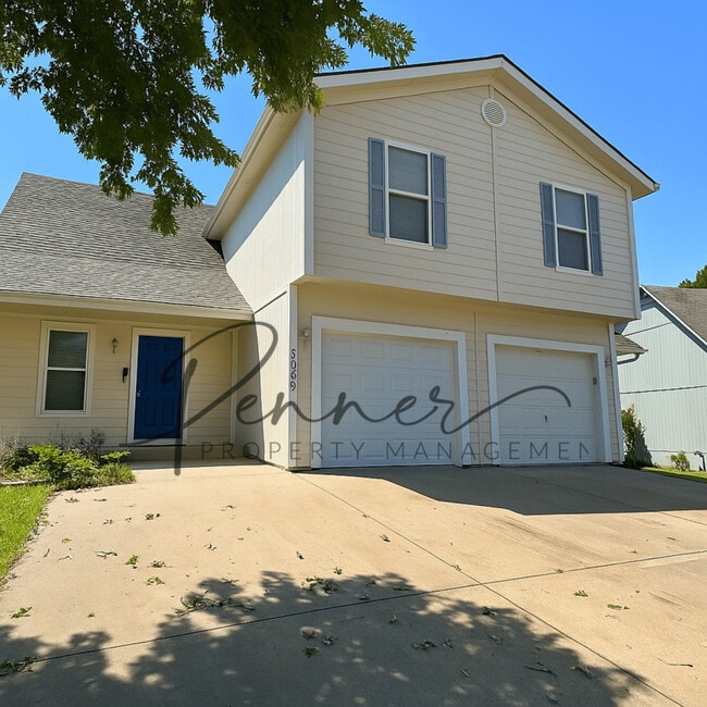 Building Photo - 1883 CHICKADEE Dr