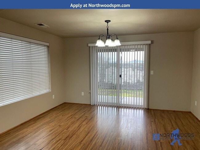 Photo - Nice 3 Bedroom 2 Bath Home with Vaulted Ce...