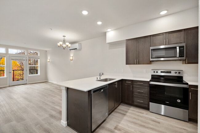 Photo - Ward Lake Apartments