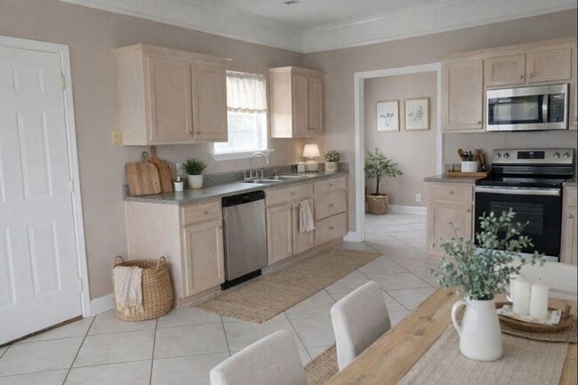 Photo - 111 Summer Wind Pl