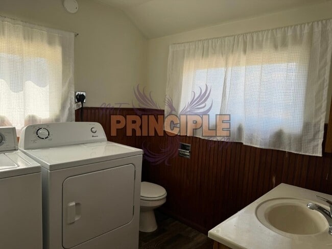 Photo - 40 Blue Wing St Unidad B