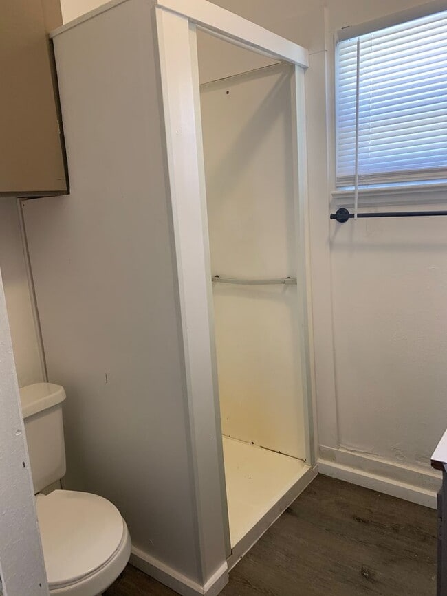 Photo - 1 bedroom 1 bath house located in Kellogg, Idaho.