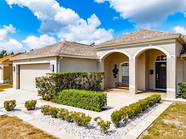 Building Photo - 14717 Redcliff Dr Rental