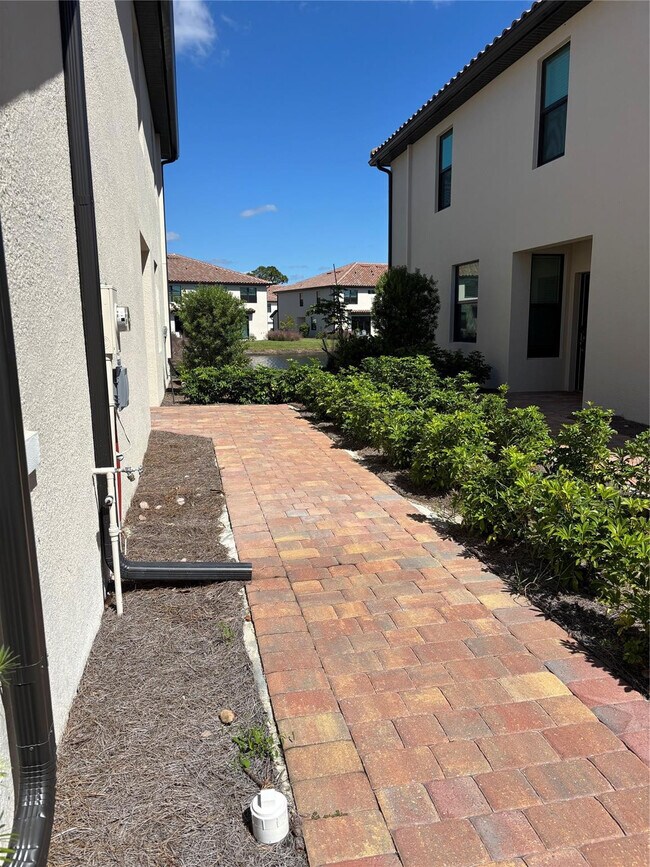 Photo - 1527 Fells Cove Ln