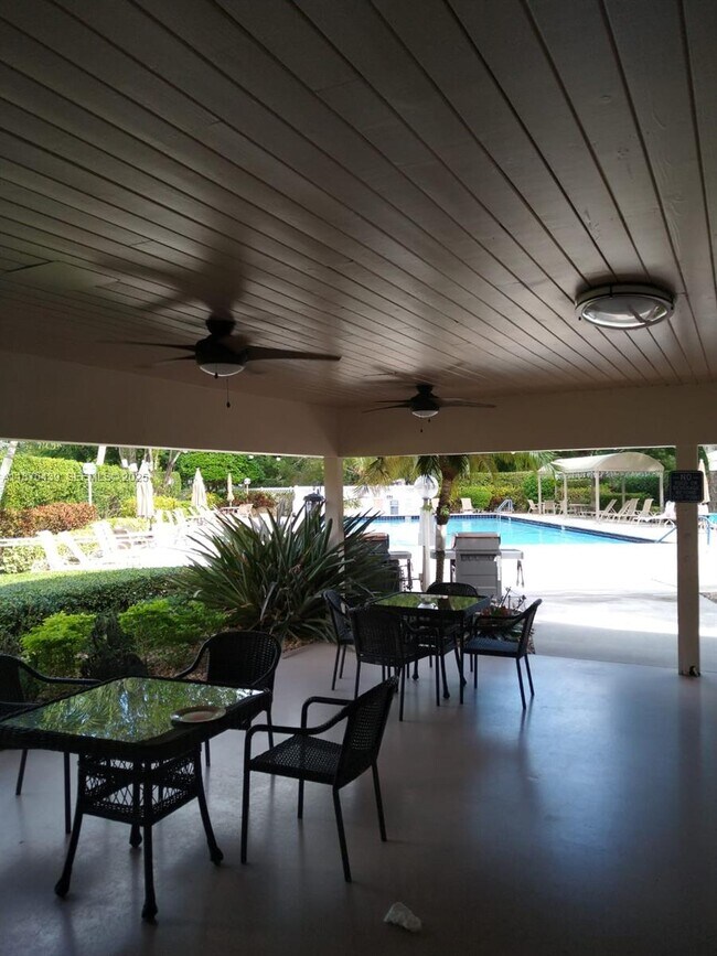 3510 Oaks Way Unit 509