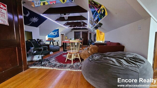 Photo - 46 Kirkwood Rd Unit #1