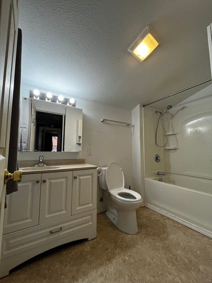 Photo - ELM515/517 Unit ELM517