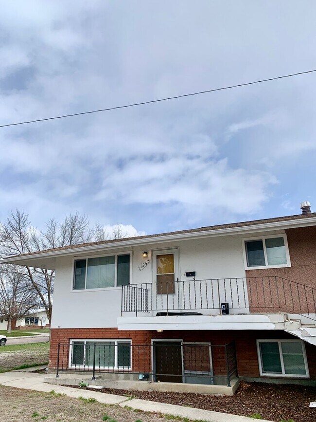 Photo - Knowles 4-Plex Unidad 326 Knowles