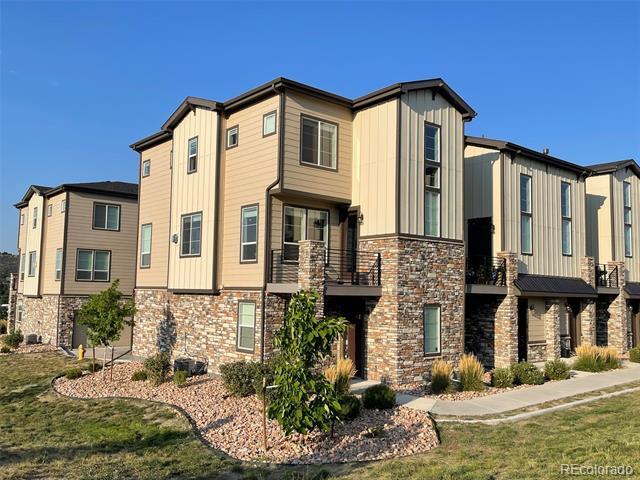 Photo - 1584 Castle Creek Cir