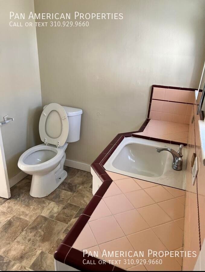 Photo - 3281 Minnesota Ave Unit B